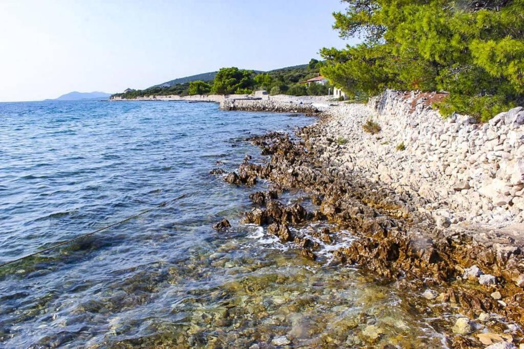 Villa Kuca Za Odmor Obitelji Pedisic Banj Esterno foto